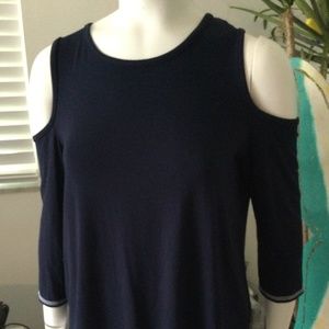 Peek a Boo Shoulder - Jode women’s top